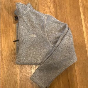 The North Face | Quarter Zip Pullover | Medium